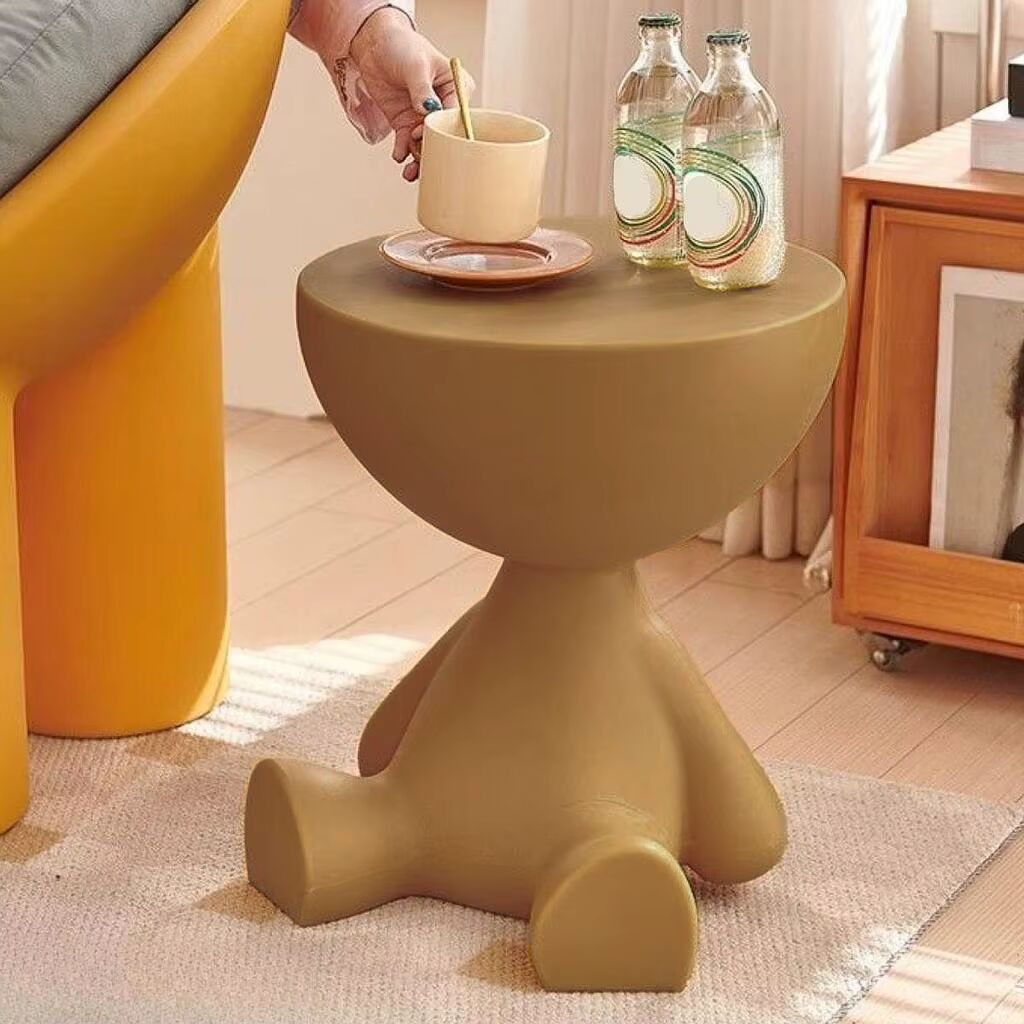 Cute Cartoon Side Table – Stylish & Compact Coffee Table for Modern Homes
